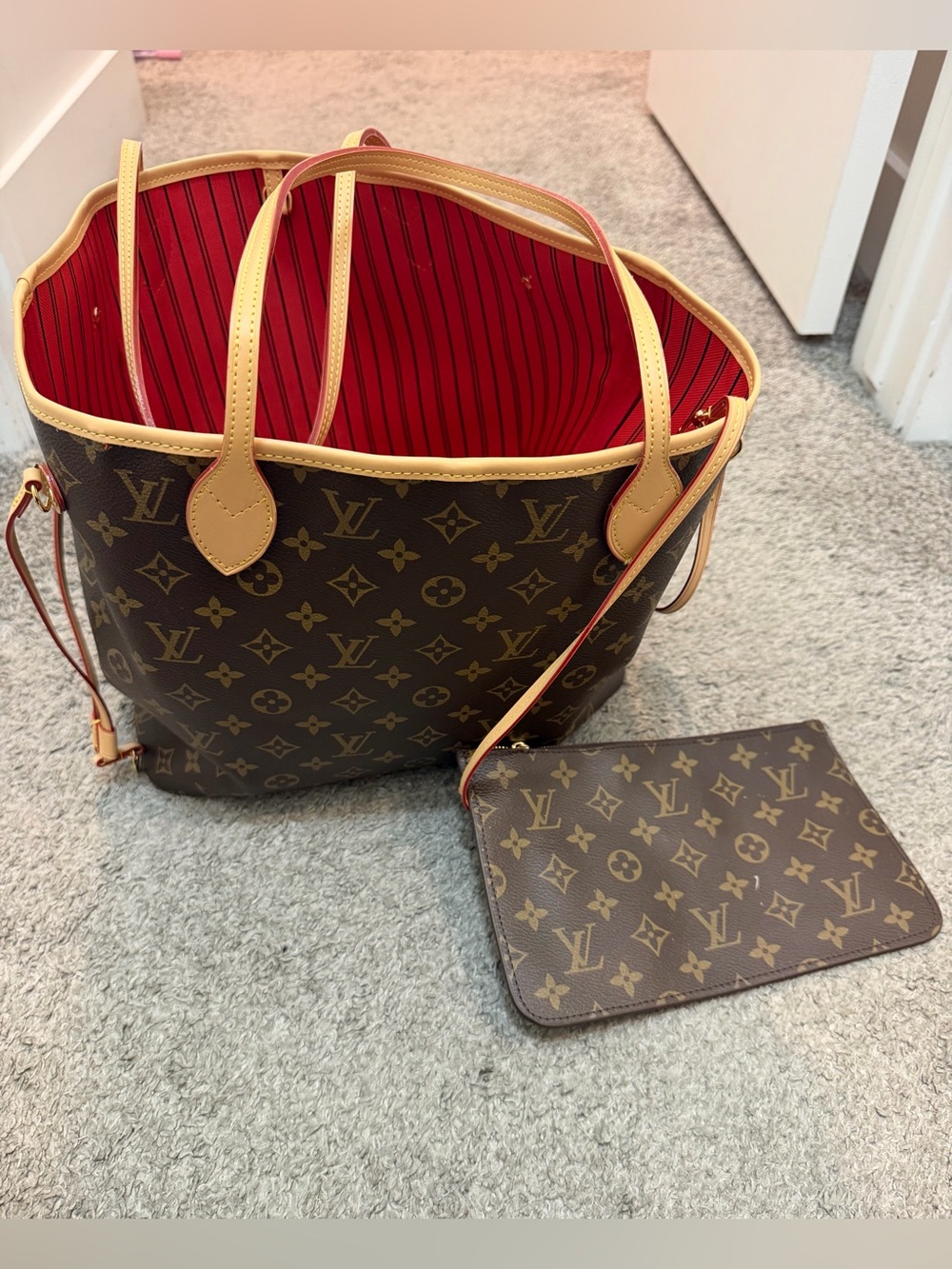 Monogram tote - Picture 2 of 3